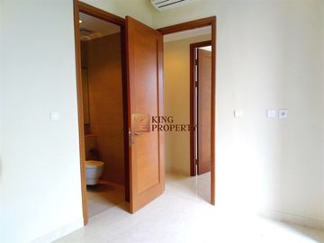 Apartemen Premium – View City, Semi Furnished, Strategis private lift .Disewakan Apartemen 3br+1 di condo taman anggrek residence