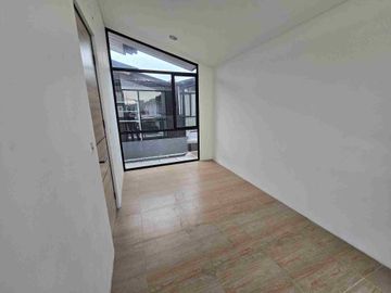 BATALAN CENDANA PARC TIPE 1 HOEK BADAN RUMAH SIAP HUNI