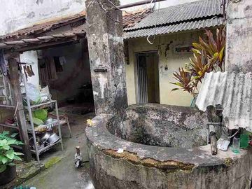 Tanah dan Bangunan lama Akses Strategis Jalan Utama Kota Solo