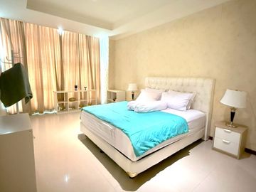 Condominium Green Bay Pluit 2Br Full Furnished Paling Luas Bagus!