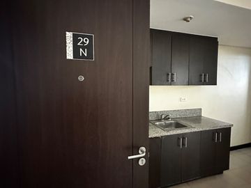 Rent to Own 2 Bedroom San Lorenzo Place Near BGC, Makati, NAIA airport