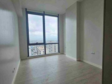 Empress at Capitol Commons - Early move in Promo 10% to move in use the unit already
