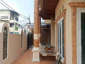 Rumah Hook 2 Lantai Strategis Buaran, Jaktim