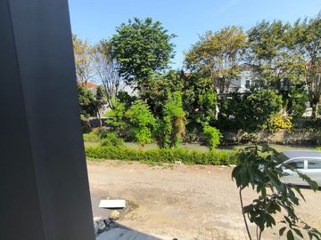 Rumah Minimalis Modern di Surabaya Selatan , Hadap Timur/Barat/Selatan