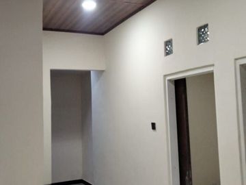 Rumah Siap Huni di Wiguna Selatan , Bangunan Baru dan Ready Stock* Struktur Pondasi & Bangunan Menggunakan Bata Merah Rangka Atap Galvalum* Plafond Pv