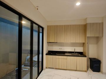 Rumah Lebar 9M Brand New, Bagus Desain Modern Cluster Asya di Jakarta Garden City, Cakung Jakarta Timur