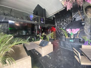 Local en Arriendo en el Lleras, Poblado Medellín Antioquia