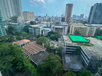 🏢 FOR SALE: 1-Bedroom + Den/Office Unit — The Senta, Makati- Legaspi Villlage near Greenbelt
