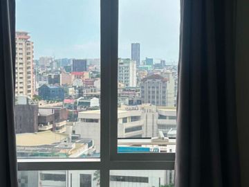 🏢 FOR SALE: 1-Bedroom + Den/Office Unit — The Senta, Makati- Legaspi Villlage near Greenbelt