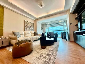 Luxury 2-Bedroom Residence at St. Francis Shangri-La Place for Lease