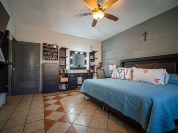 Casa de 5 recamaras Lomas Independencia Guadalajara