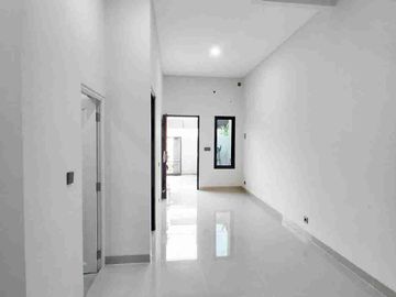 Dijual Rumah Baru Komplek Garuda Cipondoh kota Tangerang