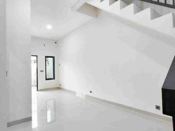 Dijual Rumah Baru Komplek Garuda Cipondoh kota Tangerang