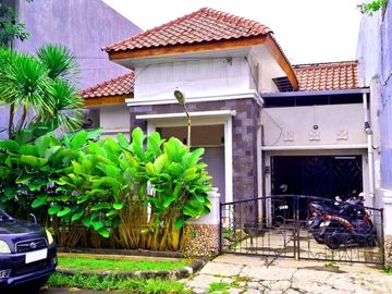 Dijual Rumah Semi Furnished Purimas Gunung Anyar MERR REV.A623