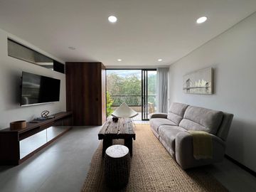 Apartamento Amoblado en Arriendo en Las Palamas, Poblado Medellín Antioquia