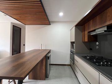 Apartamento Amoblado en Arriendo en Las Palamas, Poblado Medellín Antioquia