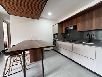 Apartamento Amoblado en Arriendo en Las Palamas, Poblado Medellín Antioquia