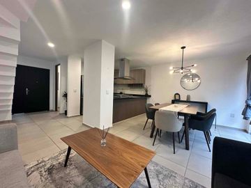CASA AMUEBLADA EN RENTA EN TOLUCA CERCA DEL AEROPUERTO Y PARQUE INDUSTRIAL 2000