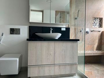 Apartamento en Arriendo en Los Balsos ,Poblado Medellin Antioquia