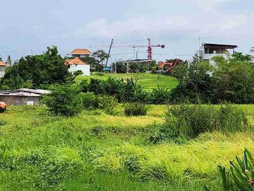 Tanah Luas 1300m2 Dekat Pantai Seseh Canggu