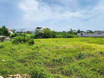 Tanah Luas 1300m2 Dekat Pantai Seseh Canggu