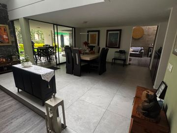 SE VENDE CASA