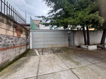 SE VENDE CASA