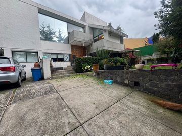 SE VENDE CASA