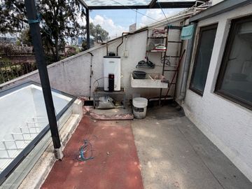 SE VENDE CASA