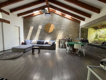 SE VENDE CASA