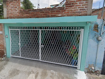 CASA EN VENTA CERRADA DE LOS RIOS 124 124 11 BARRIO DE SAN MIGUEL SAN MIGUEL LEÓN LEÓN C.P. 37390 GUANAJUATO