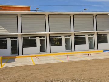 Local Comercial en Renta Maneadero Planta Baja - Plaza Alemur