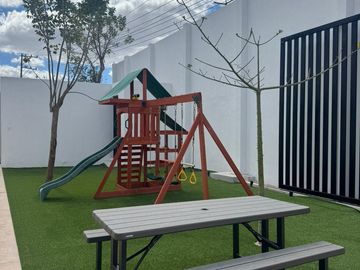 Casa en venta en privada en Cholul en Mérida Yucatán