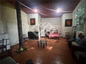 CASA SOLA EN VENTA CON JARDIN EN SAN GASPAR JIUTEPEC