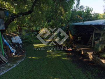 CASA SOLA EN VENTA CON JARDIN EN SAN GASPAR JIUTEPEC