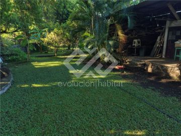 CASA SOLA EN VENTA CON JARDIN EN SAN GASPAR JIUTEPEC