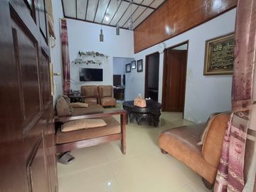 DIJUAL RUMAH LOKASI PREMIUM, AKSES MUDAH, DEKAT WISATA AIR – JL. RAYA KALIMALANG BEKASI KOTA