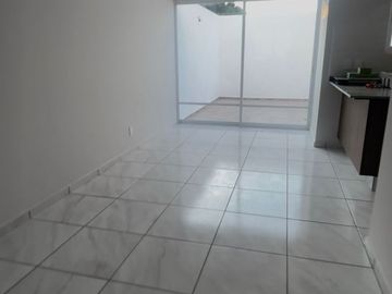 CASA EN VENTA JARDINES DE LA PAZ