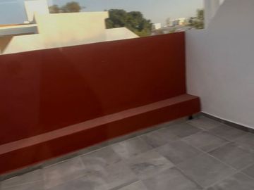 CASA EN VENTA JARDINES DE LA PAZ