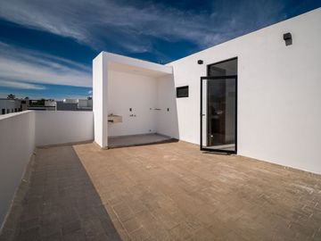 Casa de 5 recamaras Solares – Altanza Zona Real