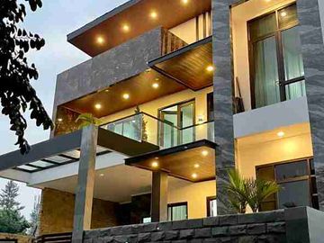 Rumah Esthetik Dan Luas,Dengan Kolam Renang,Samping Lapangan Golf,Modern Hill,Pondok Cabe,Tangsel