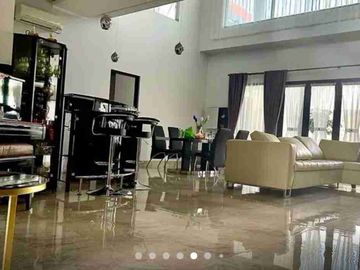 Rumah Esthetik Dan Luas,Dengan Kolam Renang,Samping Lapangan Golf,Modern Hill,Pondok Cabe,Tangsel