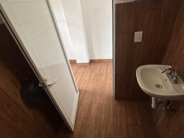 RENTA DE OFICINA EN TLALNEPANTLA CENTRO (30.5 M2)