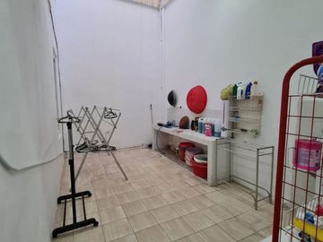 RUNGKUT TENGAH – 2 LANTAI EDISI B.U!! RUMAH DIJUAL DI PERUMAHAN GRAND CITY REGENCY RUNGKUT MUTIARA