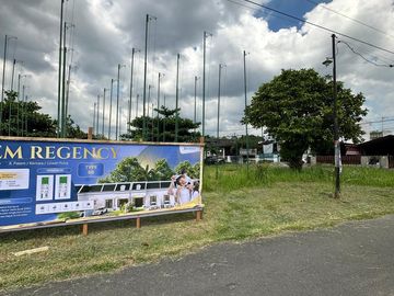 PALEM REGENCY LAHAN LUAS PUAS LOKASI TENANG