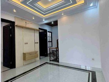 RUMAH CLASSIC MODERN DALAM CLUSTER DI KEBAGUSAN JAKSEL