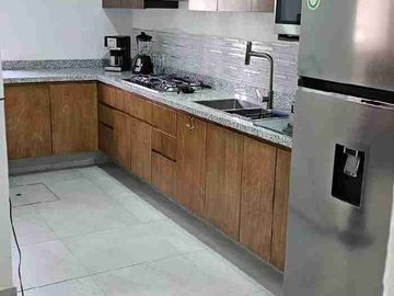 ¡Casa totalmente amueblada de 3 habitaciones!