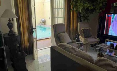 Hot listing...Jual cepat rumah di boulevard  kota wisata