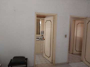 SE VENDE CASA SOLA UN NIVEL MUY CENTRICA IDEAL, PARA ASILO, ESCUELA, OFICINAS, SPA, ETC, COLONIA CANTARRANAS, CUERNAVACA