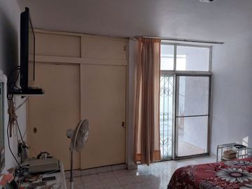 SE VENDE CASA SOLA UN NIVEL MUY CENTRICA IDEAL, PARA ASILO, ESCUELA, OFICINAS, SPA, ETC, COLONIA CANTARRANAS, CUERNAVACA